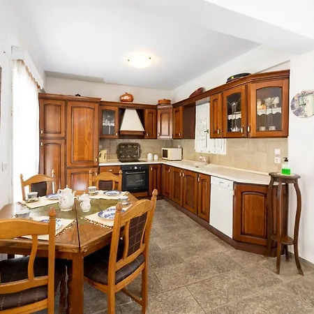 Areto ゲストハウス カマライ