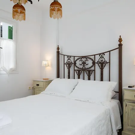 Areto Kamares (Sifnos)