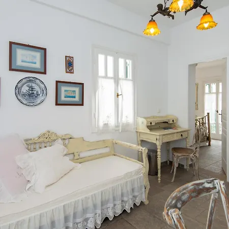 Areto Guest house 3*