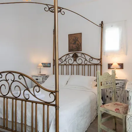 Guest house Areto Kamares (Sifnos)