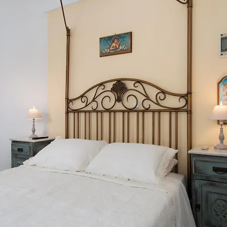 Guest house Areto Kamares (Sifnos)