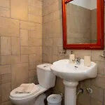 בית הארחה Areto קאמארי