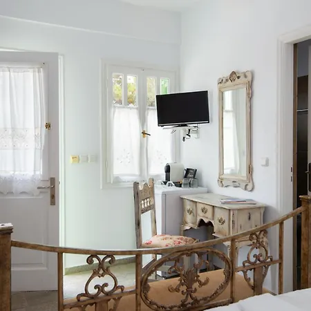 Pensión Areto Kamarai