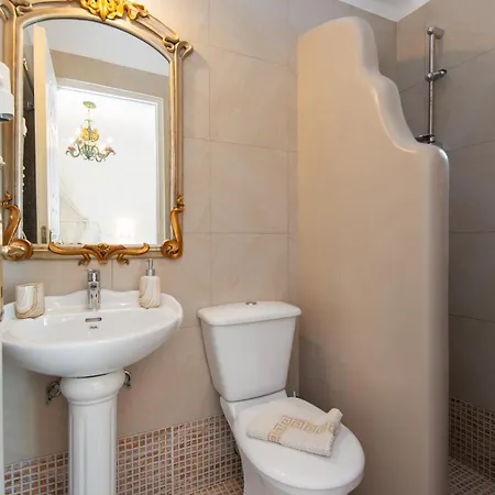 Pensión Areto Kamarai